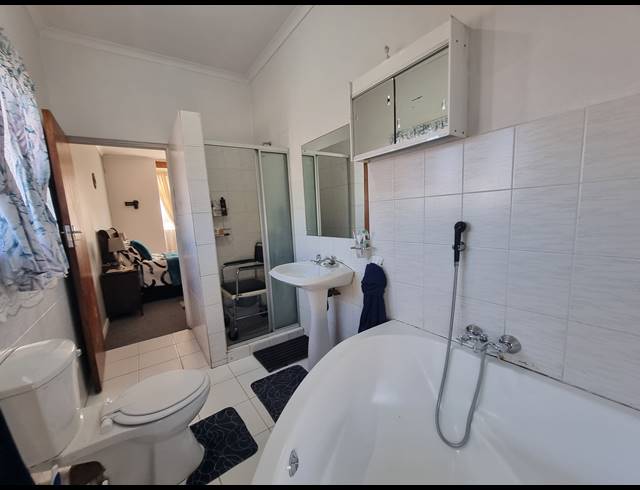 3 BEDROOM HOUSE FOR SALE IN LEVALLIA